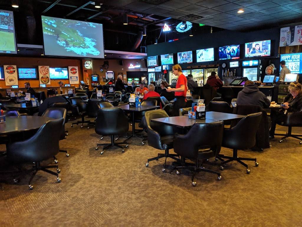 Big Red Restaurant & Sports Bar/Big Red Keno | restaurant | 8100 Cass St, Omaha, NE 68114, USA | 4023909495 OR +1 402-390-9495