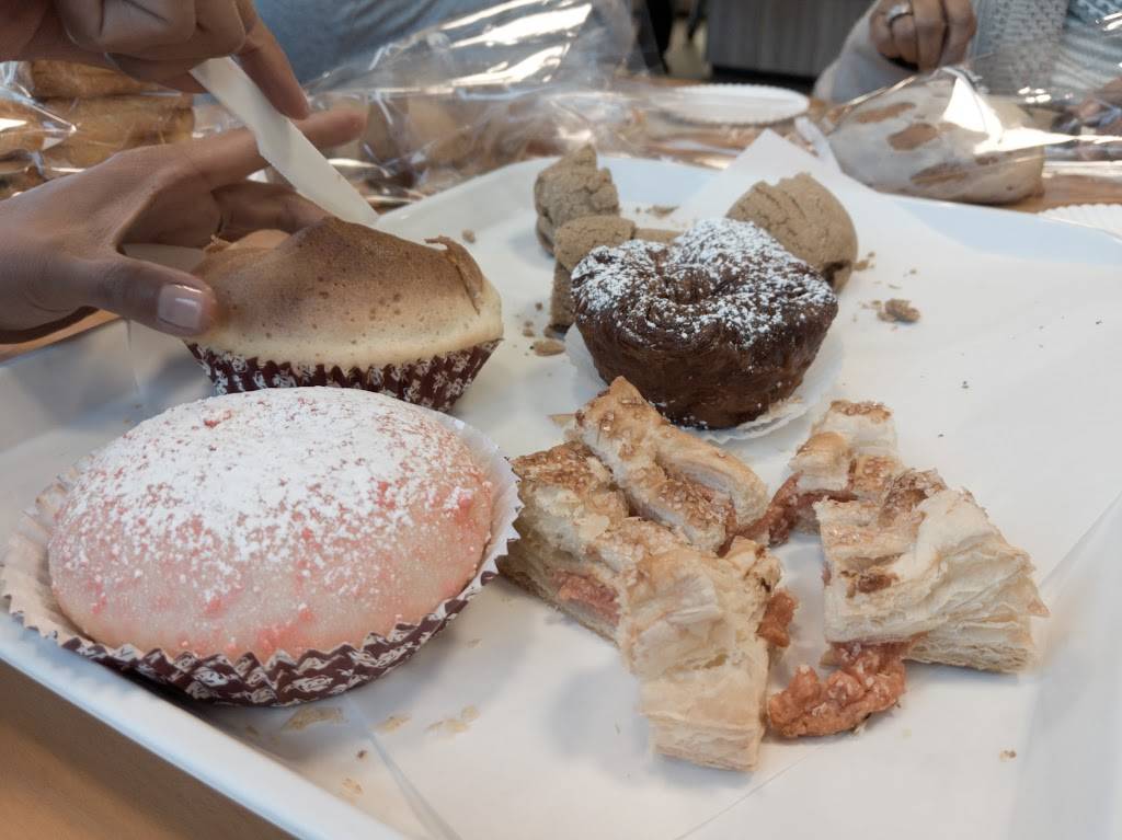 85C Bakery Cafe - Milpitas | bakery | 672 Barber Ln, Milpitas, CA 95035, USA | 4084328585 OR +1 408-432-8585