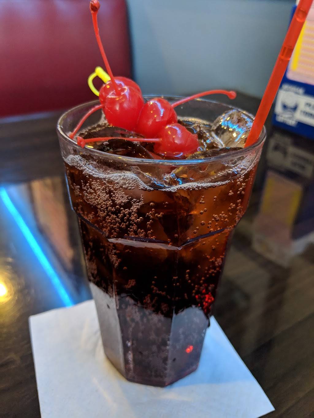 Moonraker Restaurant & Lounge | restaurant | 14490 Beadle Lake Road, (I-94, Exit 100), Battle Creek, MI 49014, USA | 2699627779 OR +1 269-962-7779