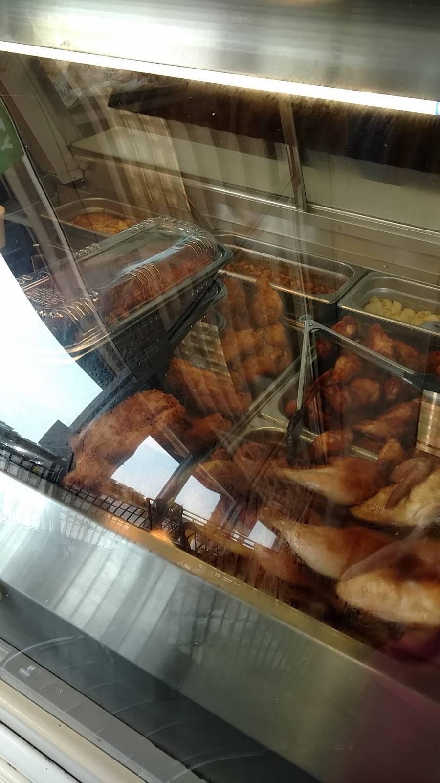 Boots BBQ | restaurant | 120 W Northern Ave, Lima, OH 45801, USA | 4192244227 OR +1 419-224-4227