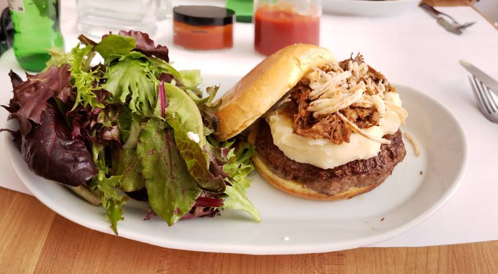 Lowell Burger Company | restaurant | 143 Merrimack St, Lowell, MA 01852, USA | 9784559786 OR +1 978-455-9786