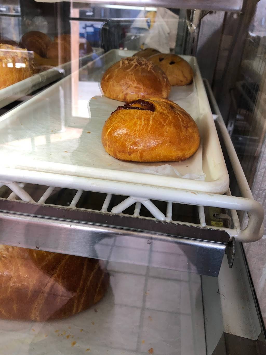 Tajadas | restaurant | 241 Bay Ridge Ave, Brooklyn, NY 11220, USA | 7188360056 OR +1 718-836-0056