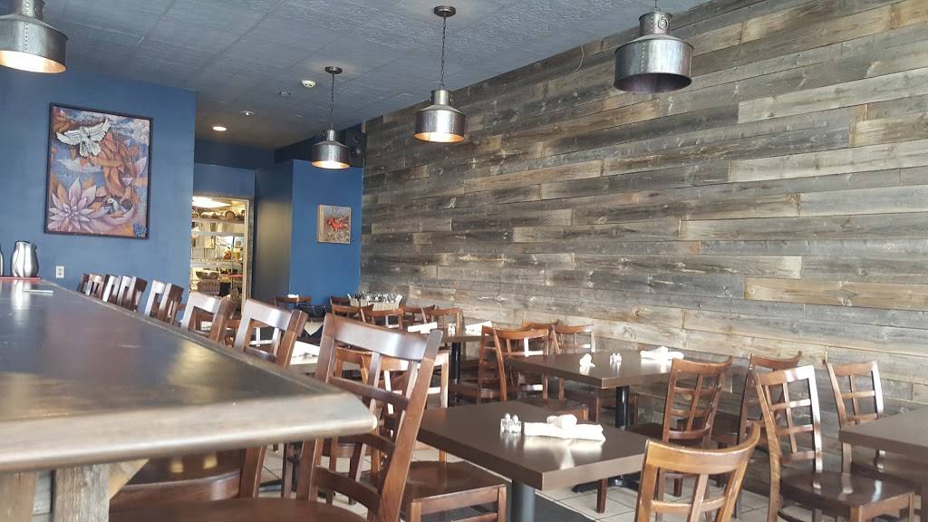 Blue Bear | restaurant | 2920 Taylor Ave, Racine, WI 53405, USA | 2625833131 OR +1 262-583-3131