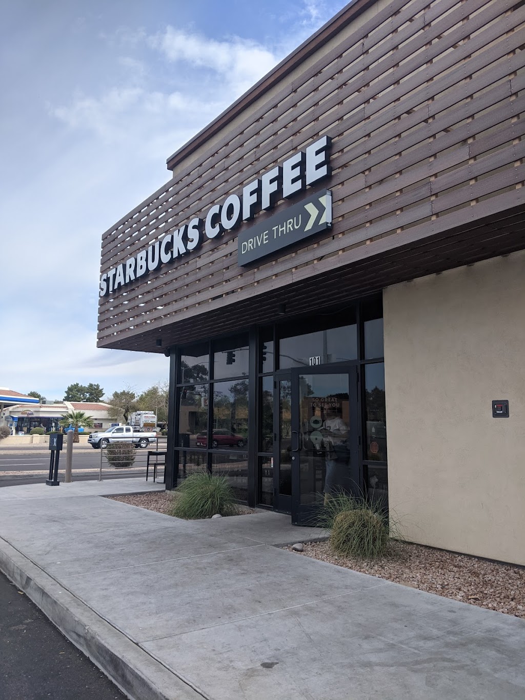 Starbucks | cafe | 2015 S Alma School Rd, Mesa, AZ 85210, USA | 4803401613 OR +1 480-340-1613