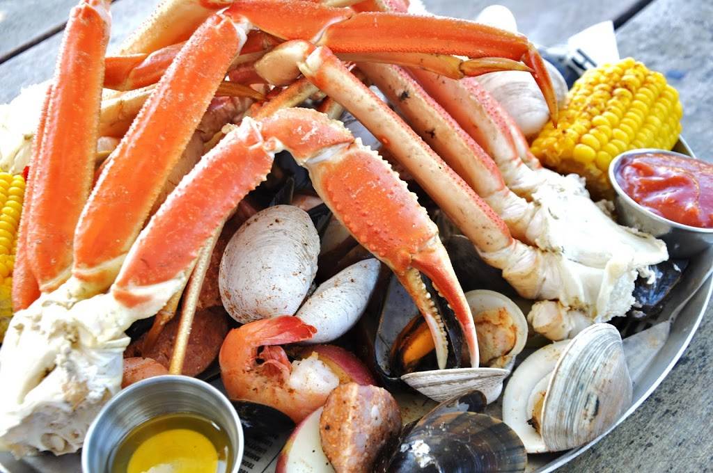 Flying Fish Public Market & Grill | restaurant | 4744 U.S. 17 S, North Myrtle Beach, SC 29582, USA | 8436633474 OR +1 843-663-3474