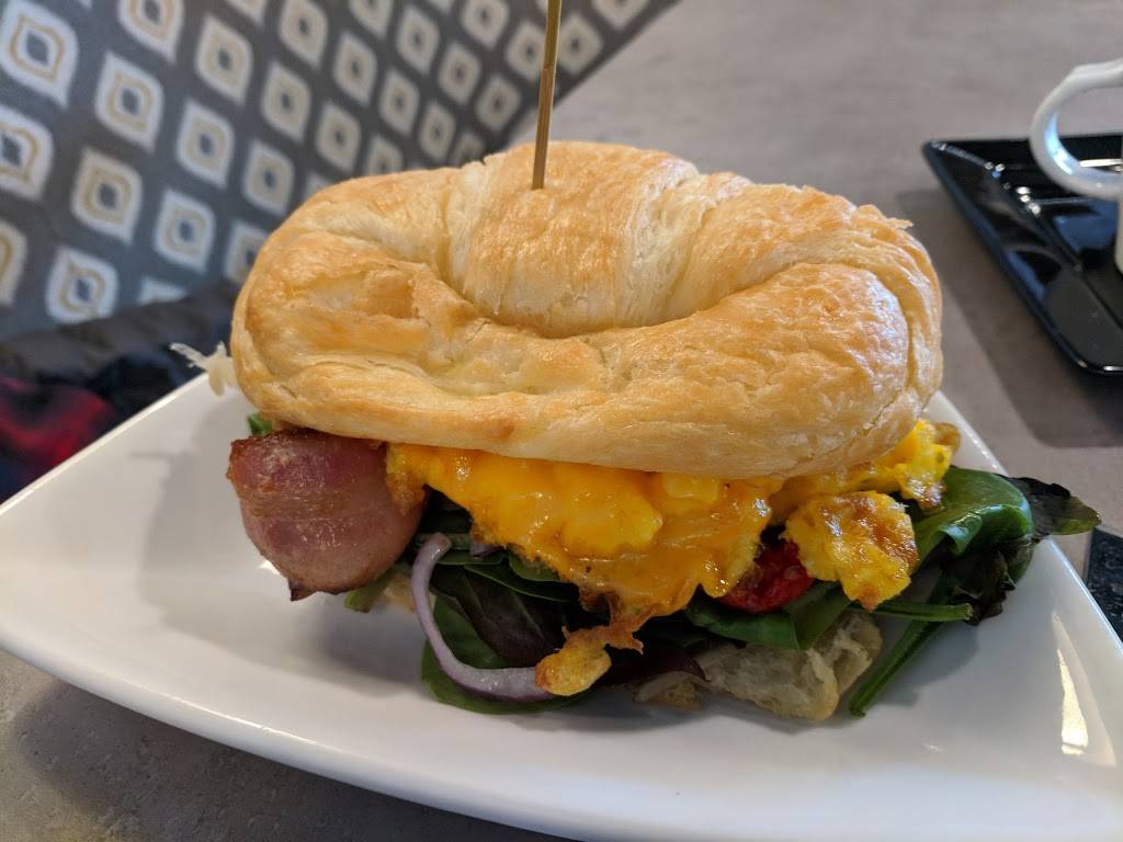 Intersections Restaurant | restaurant | 8241 East Northfield Blvd, Denver, CO 80238, USA | 3039635909 OR +1 303-963-5909