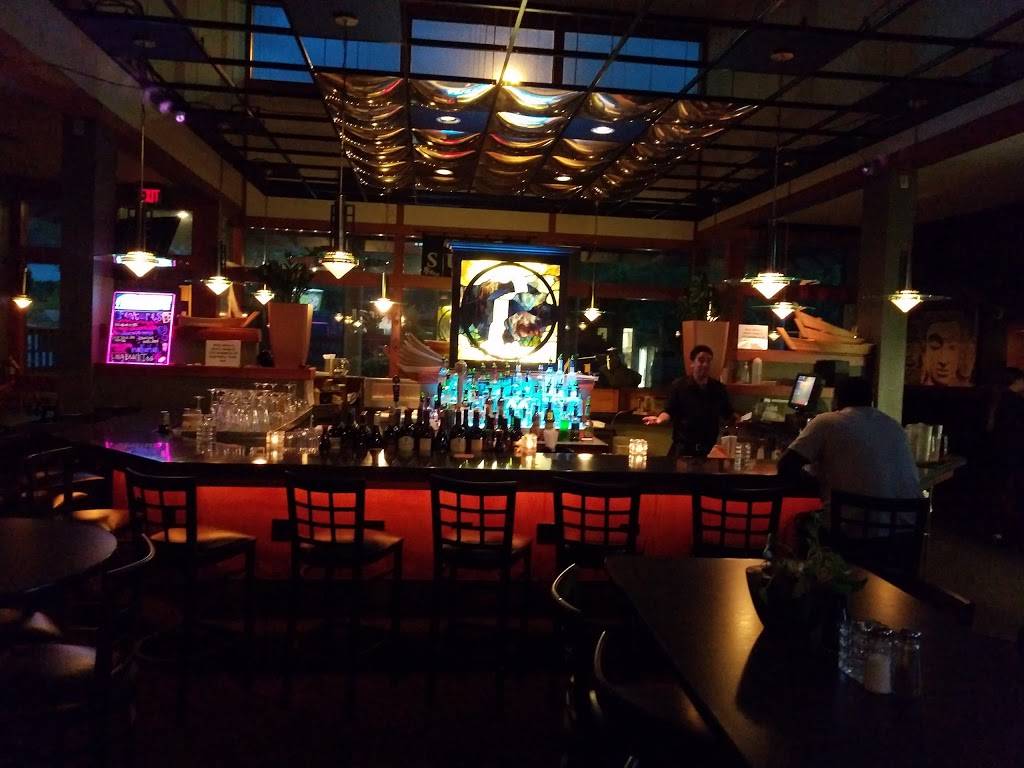 Kabuto Japanese Steakhouse and Sushi Bar | restaurant | 1617 Stanley Rd, Greensboro, NC 27407, USA | 3368525550 OR +1 336-852-5550