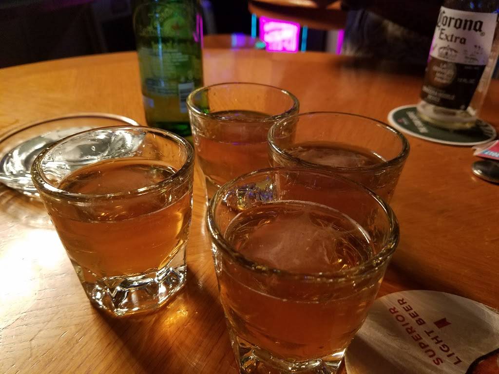 Sportscasters Bar & Grill | restaurant | 2655 E Bay Dr, Largo, FL 33771, USA | 7275238768 OR +1 727-523-8768