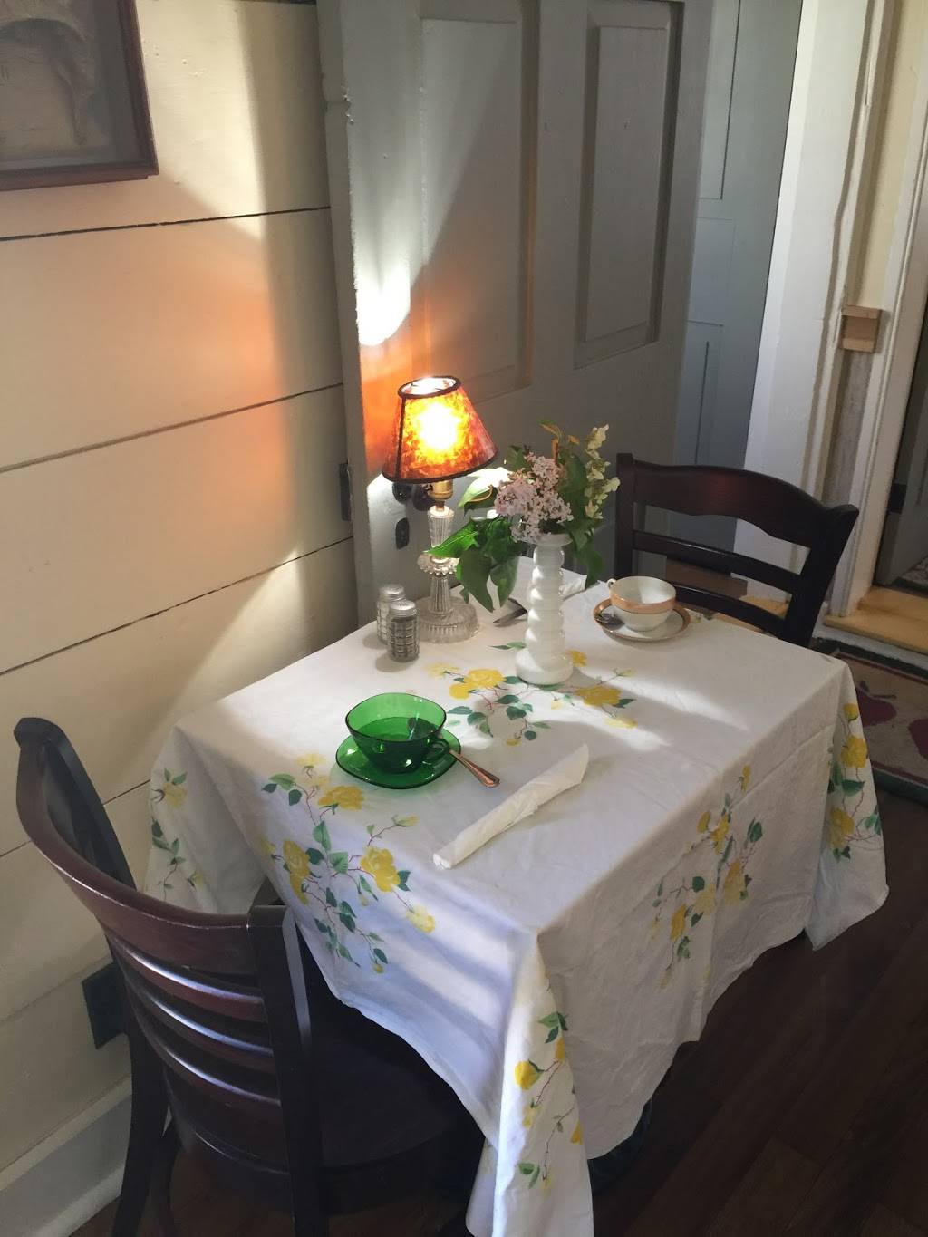 The Martindale House | restaurant | 19038 75 Main St, Metamora, IN 47030, USA | 7653096913 OR +1 765-309-6913