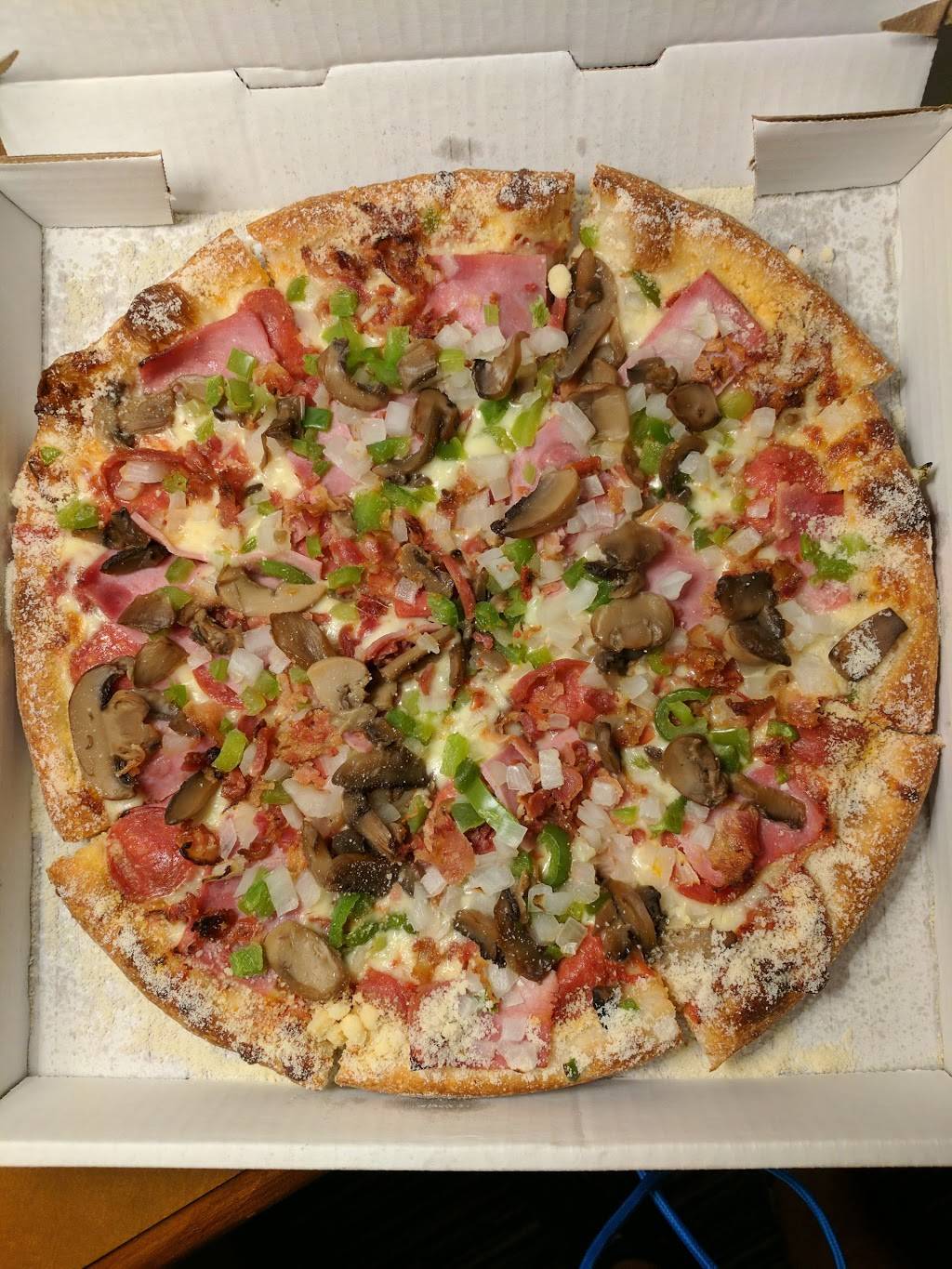 Amicos Pizzeria | restaurant | 28422 Joy Rd, Livonia, MI 48150, USA | 7347626166 OR +1 734-762-6166