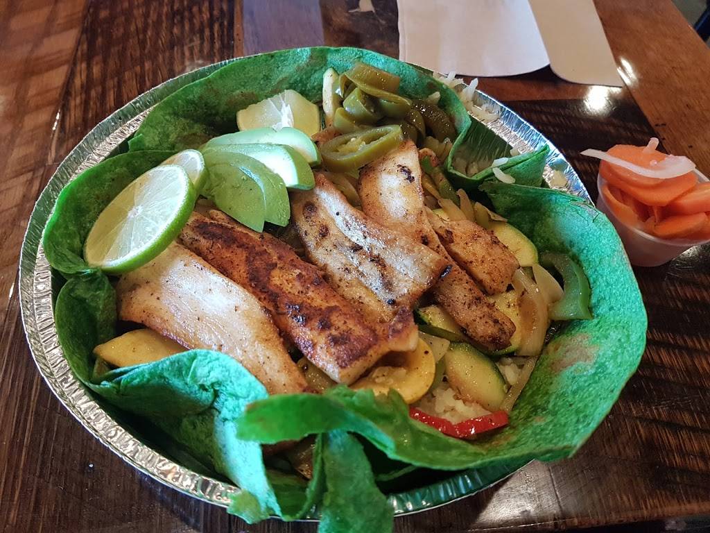 Caliente Southwest Grill | restaurant | 271 E 17th St, Costa Mesa, CA 92627, USA | 9495150909 OR +1 949-515-0909