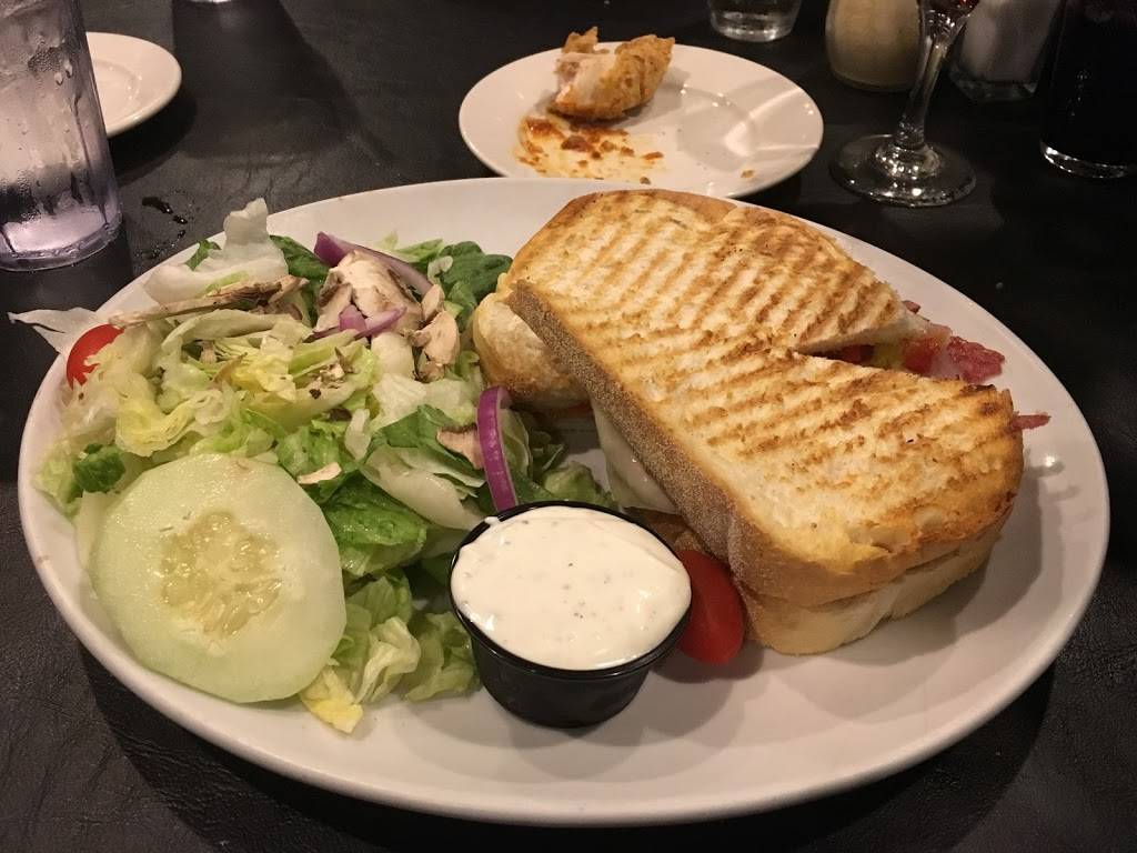 Capellinis Restaurant | restaurant | 896 Main St, Tewksbury, MA 01876, USA | 9788517271 OR +1 978-851-7271