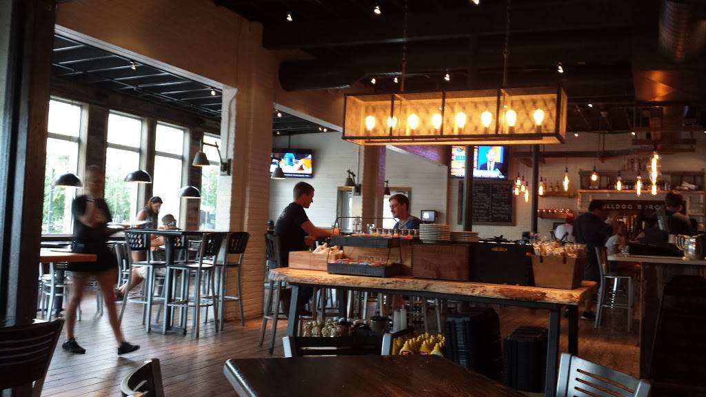 Bulldog Burger Company Starkville | restaurant | 702 University Dr, Starkville, MS 39759, USA | 6623244040 OR +1 662-324-4040