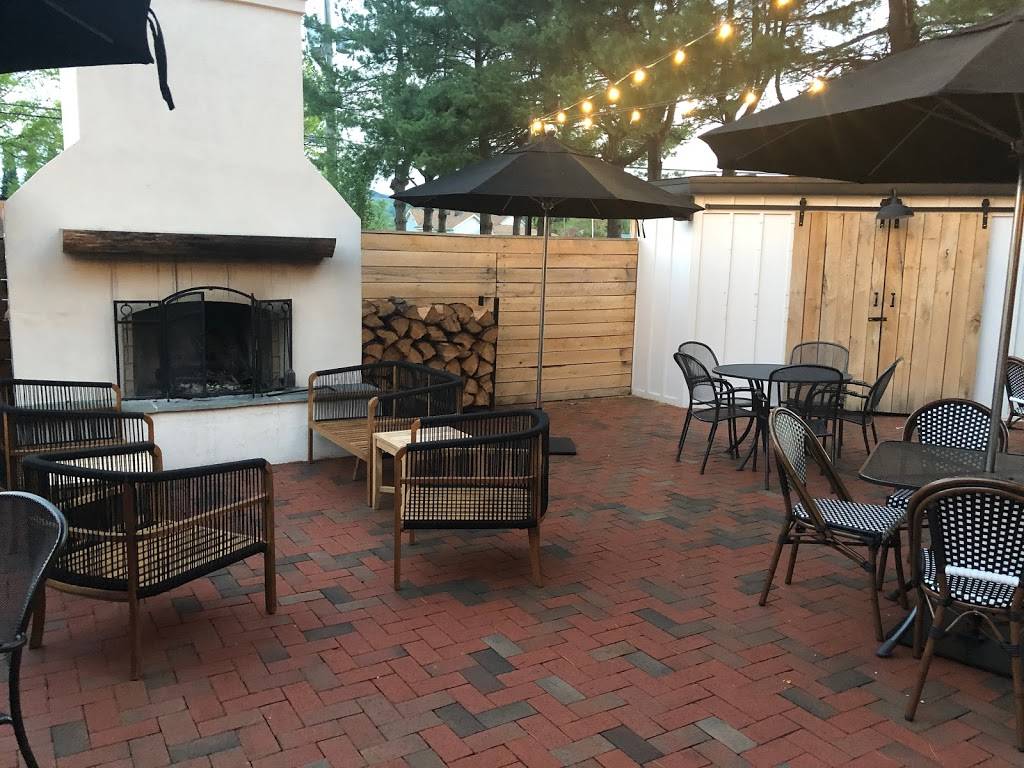 El Jefe Taqueria - Salem | restaurant | 8 W Main St, Salem, VA 24153, USA | 5404044304 OR +1 540-404-4304