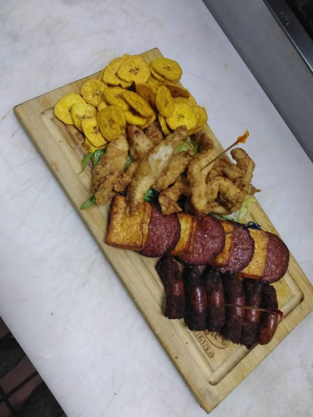 Chimiking Restaurant kissimmee | restaurant | 3180 S John Young Pkwy, Kissimmee, FL 34746, USA | 4077853124 OR +1 407-785-3124