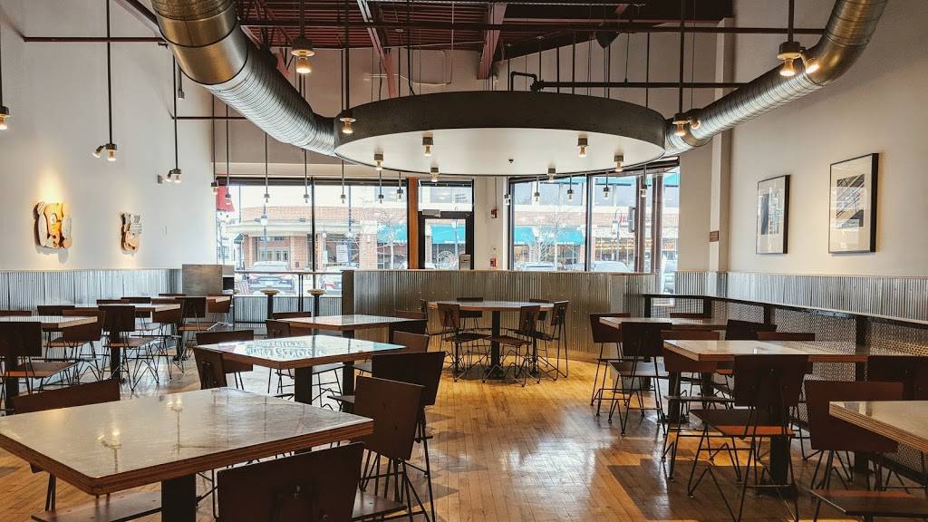 Chipotle Mexican Grill | restaurant | 22 E Chicago Ave Ste 103, Naperville, IL 60540, USA | 6307189420 OR +1 630-718-9420