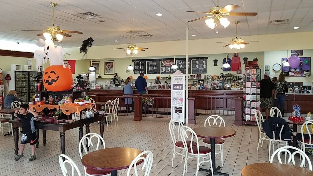 Graeters Ice Cream | bakery | 2136 Bethel Rd, Columbus, OH 43220, USA | 6144427622 OR +1 614-442-7622