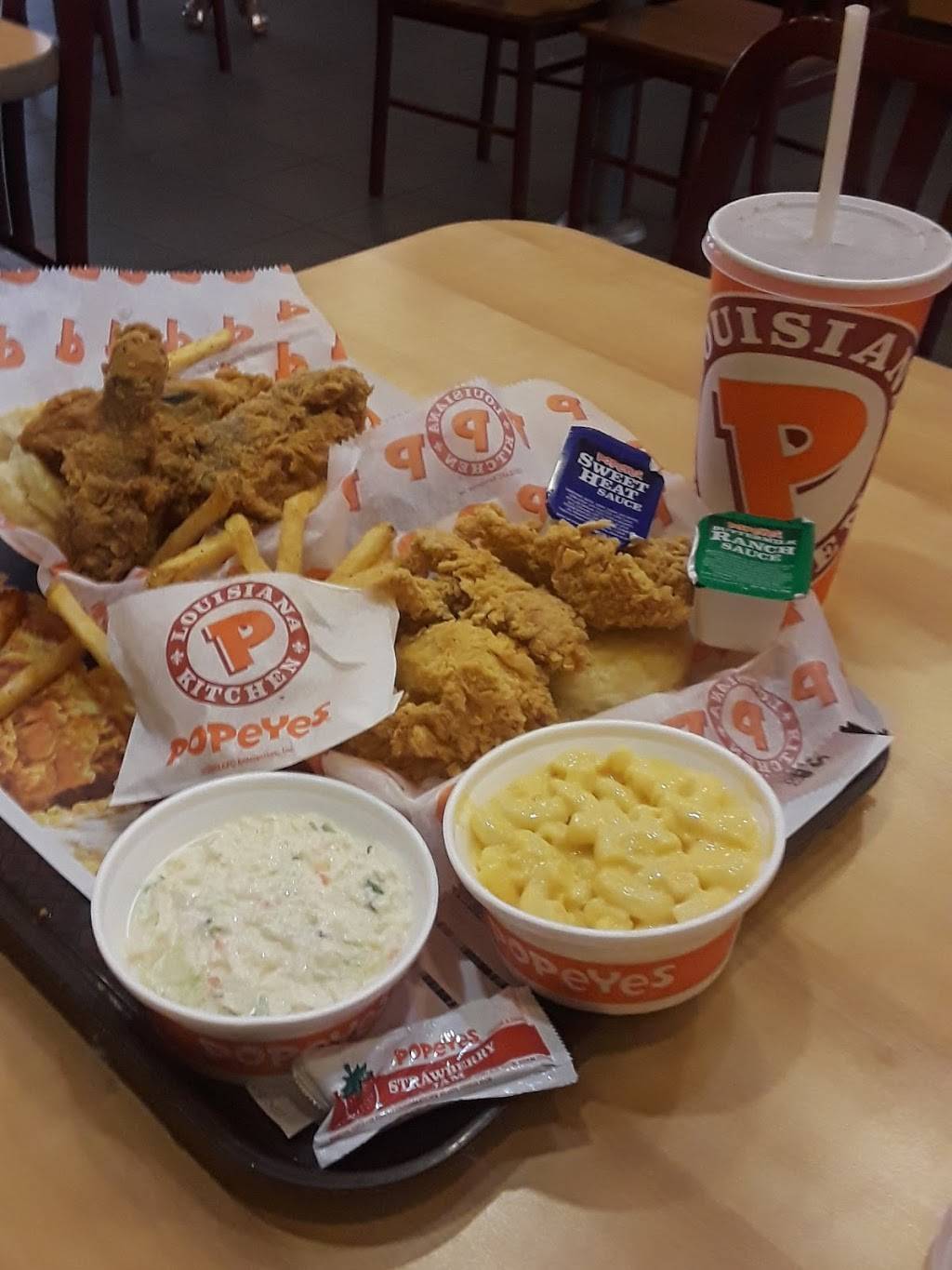 Popeyes Louisiana Kitchen | restaurant | 8514 5th Ave, Brooklyn, NY 11209, USA | 7186305575 OR +1 718-630-5575