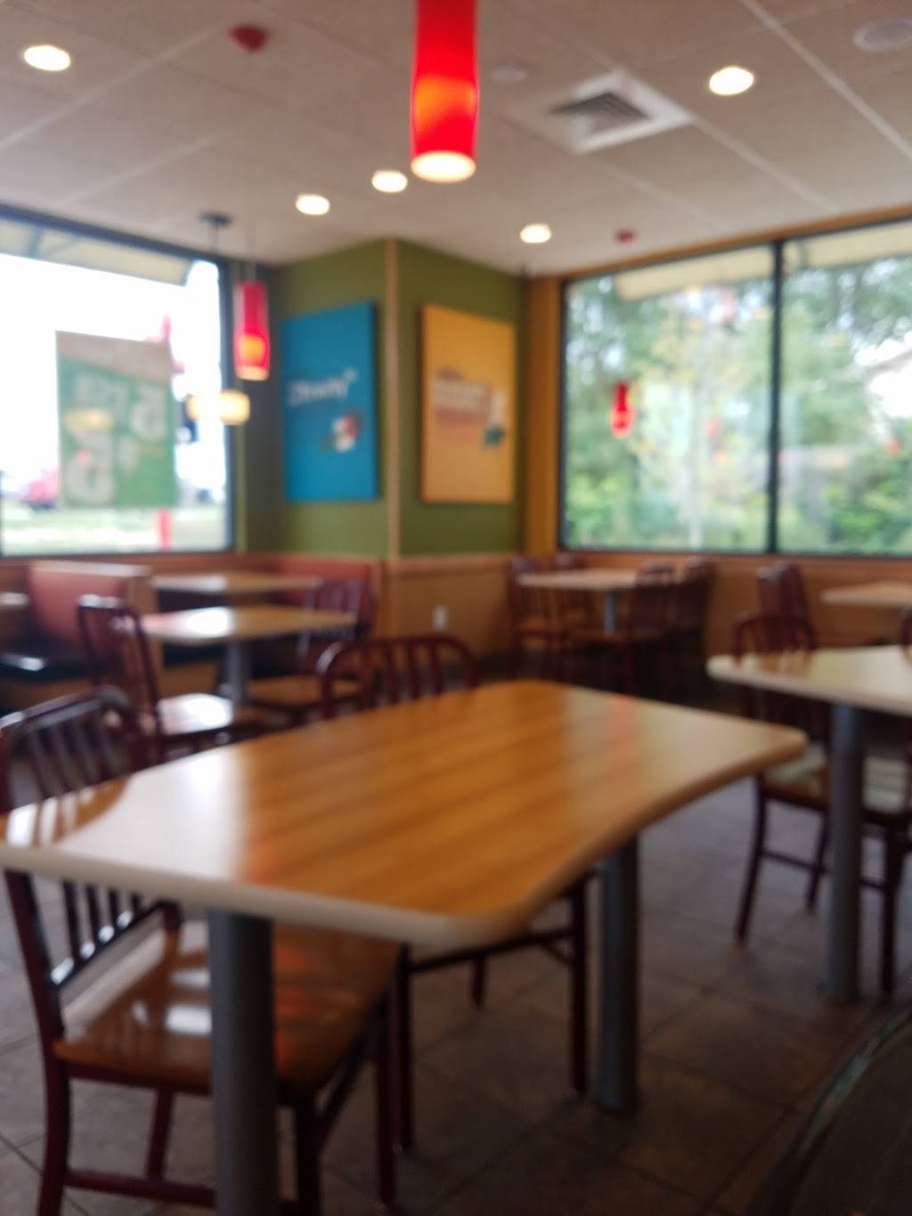 Popeyes Louisiana Kitchen | restaurant | 3530 N Vermilion St, Danville, IL 61832, USA | 2172135595 OR +1 217-213-5595