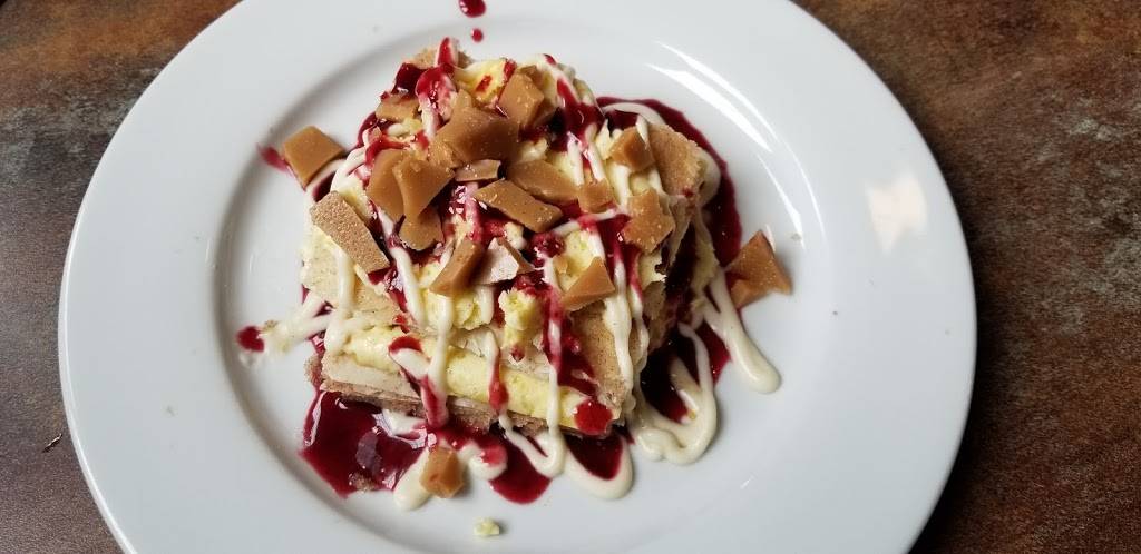 Sazs State House | restaurant | 5539 W State St, Milwaukee, WI 53208, USA | 4144532410 OR +1 414-453-2410