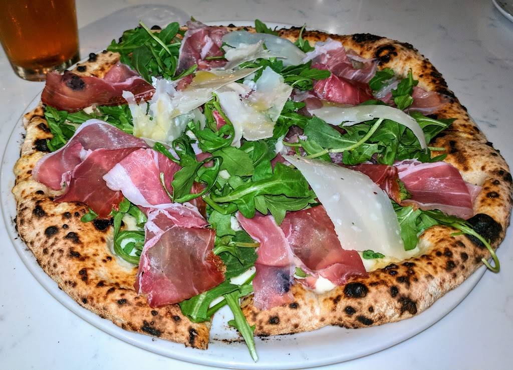 Pasquales Pizzeria Napoletana | restaurant | 60 S County Commons Way, South Kingstown, RI 02879, USA | 4017832900 OR +1 401-783-2900