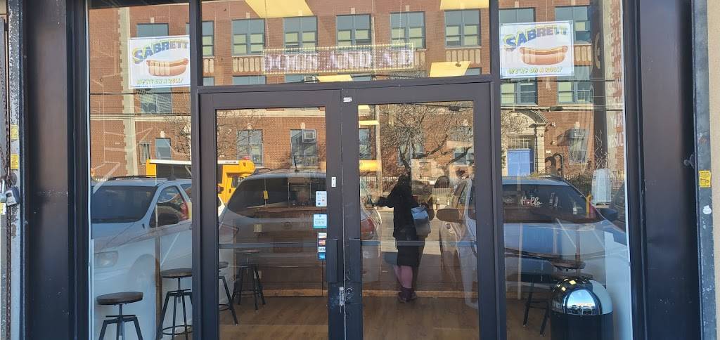 2 Dogz 2 Go | restaurant | 4102 Farragut Rd, Brooklyn, NY 11210, USA | 3472211125 OR +1 347-221-1125