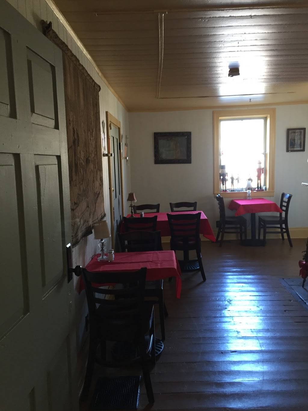 The Martindale House | restaurant | 19038 75 Main St, Metamora, IN 47030, USA | 7653096913 OR +1 765-309-6913