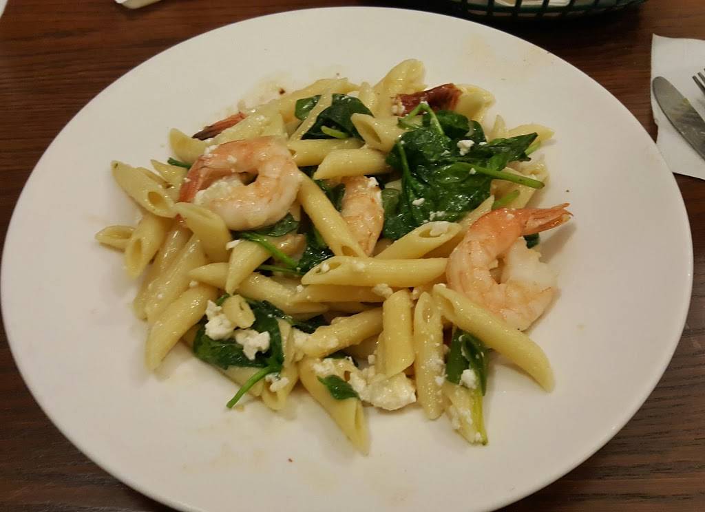 Harolds Inn | restaurant | 2134 Brodhead Rd, Aliquippa, PA 15001, USA | 7243758992 OR +1 724-375-8992