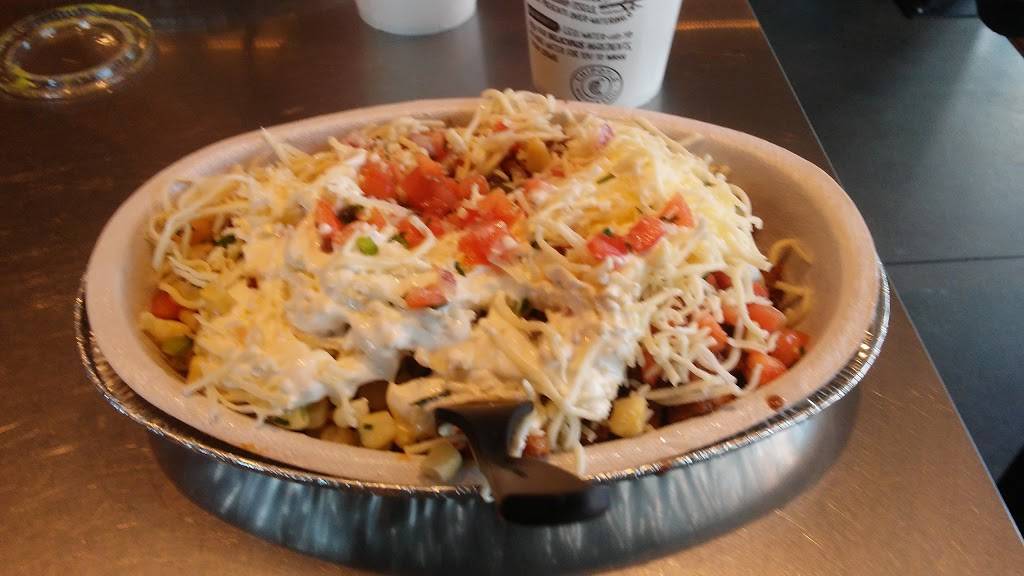 Chipotle Mexican Grill | restaurant | 93 Carothers Rd, Newport, KY 41071, USA | 8594314300 OR +1 859-431-4300