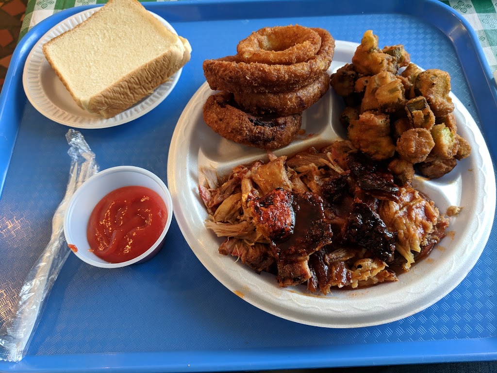 Lannies Bar-B-Q Spot | restaurant | 2115 Minter Ave, Selma, AL 36703, USA | 3348744478 OR +1 334-874-4478