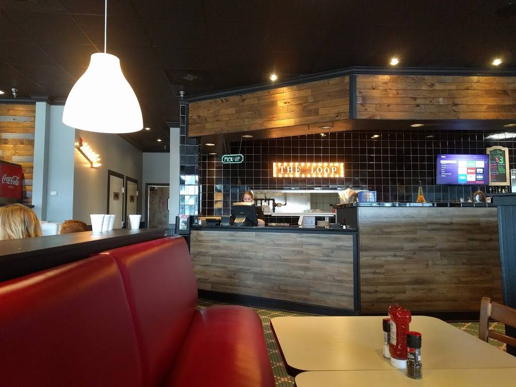 Loop Pizza Grill | restaurant | 211 3rd St, Neptune Beach, FL 32266, USA | 9042418476 OR +1 904-241-8476