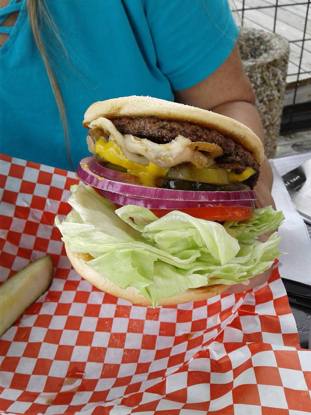 Stumpys Lakeside Grill | restaurant | 2323 S Morgan St, Granbury, TX 76048, USA | 8172791000 OR +1 817-279-1000