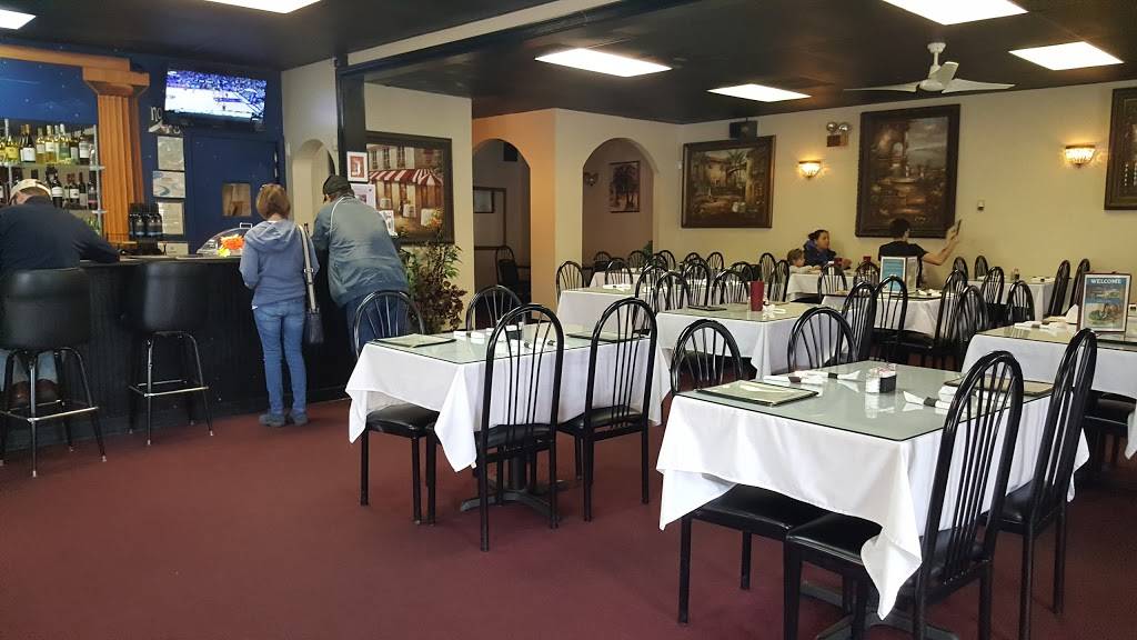 Maximos Gyro & Kabob | restaurant | 4947 Winters Chapel Rd Suite 1, Dunwoody, GA 30360, USA | 7703909007 OR +1 770-390-9007