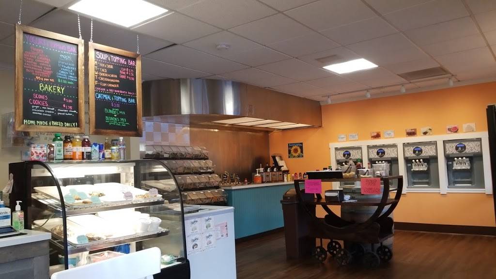 Blondies | bakery | 555 S Auburn St E, Colfax, CA 95713, USA | 5306486577 OR +1 530-648-6577