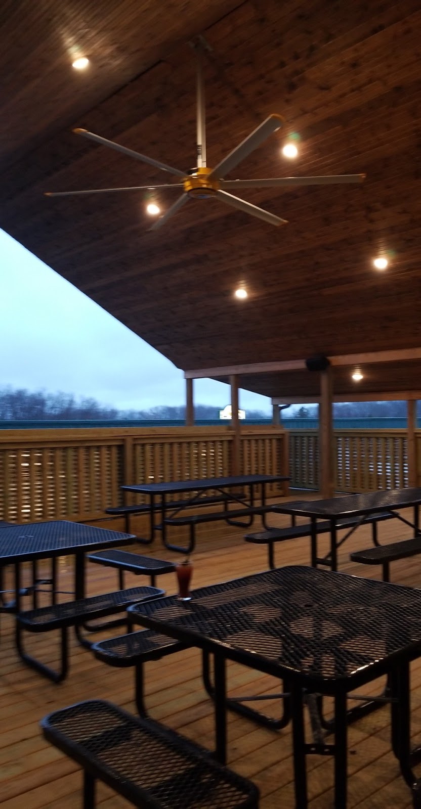 Hibbys Sports Grille | restaurant | 1729 US-160, West Plains, MO 65775, USA | 4172570199 OR +1 417-257-0199