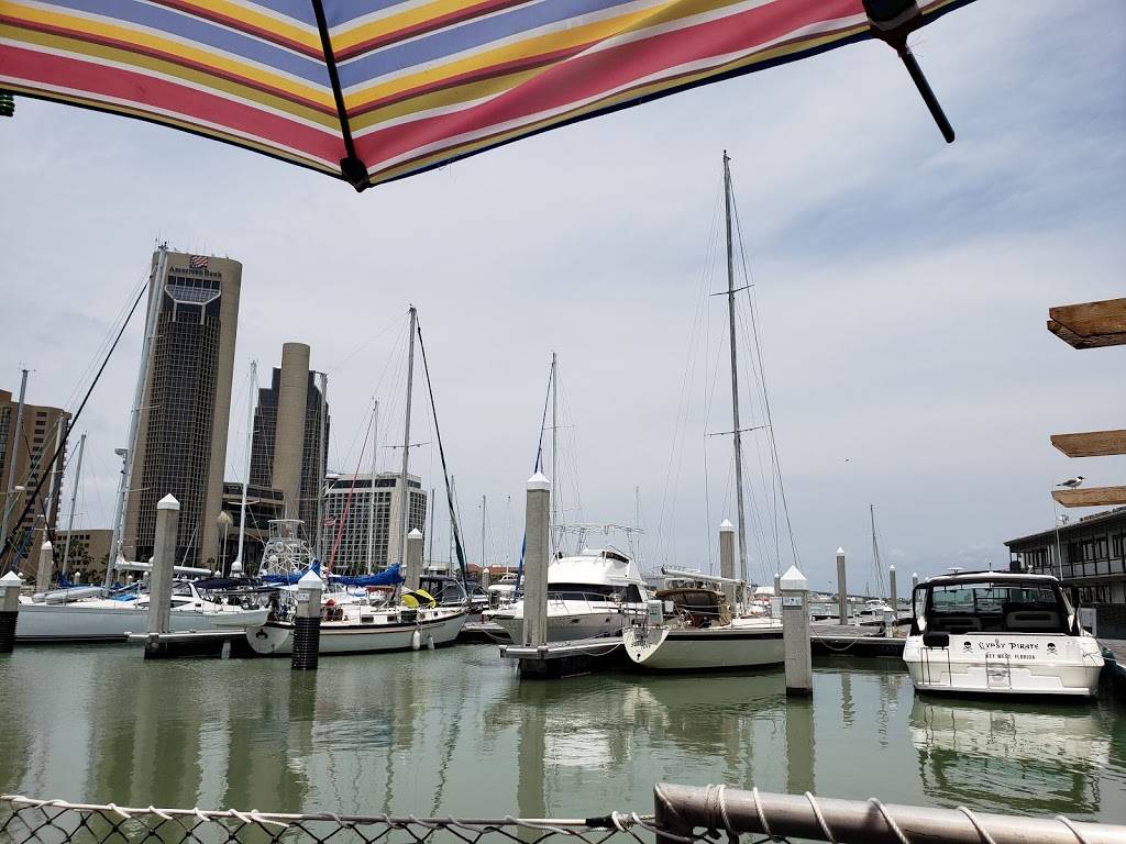 Harrisons Landing | restaurant | 108 Peoples T-Head Street, Corpus Christi, TX 78401, USA | 3618818503 OR +1 361-881-8503