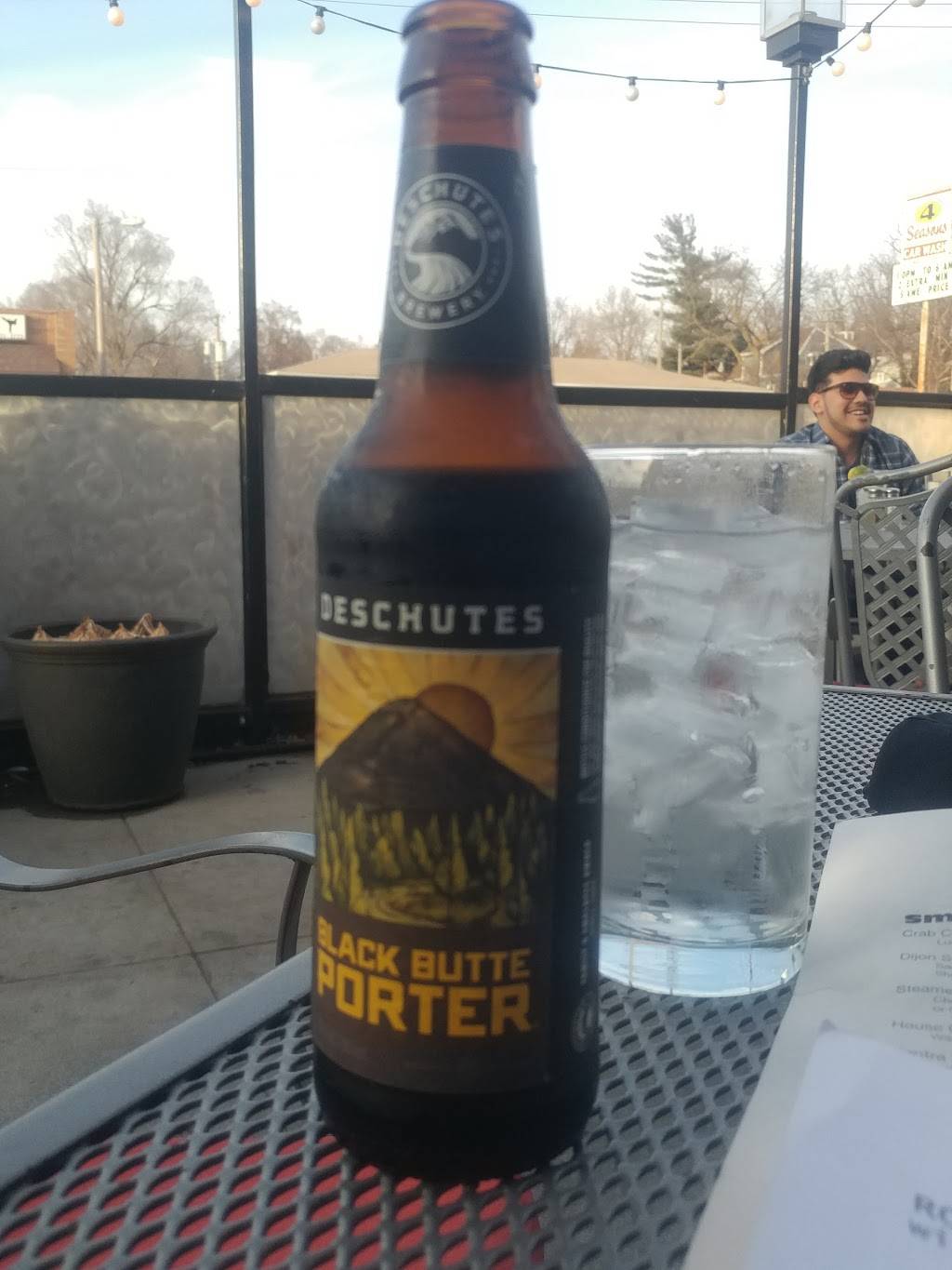 Mantra Bar & Grille | restaurant | 6913 Maple St, Omaha, NE 68104, USA | 4029331666 OR +1 402-933-1666