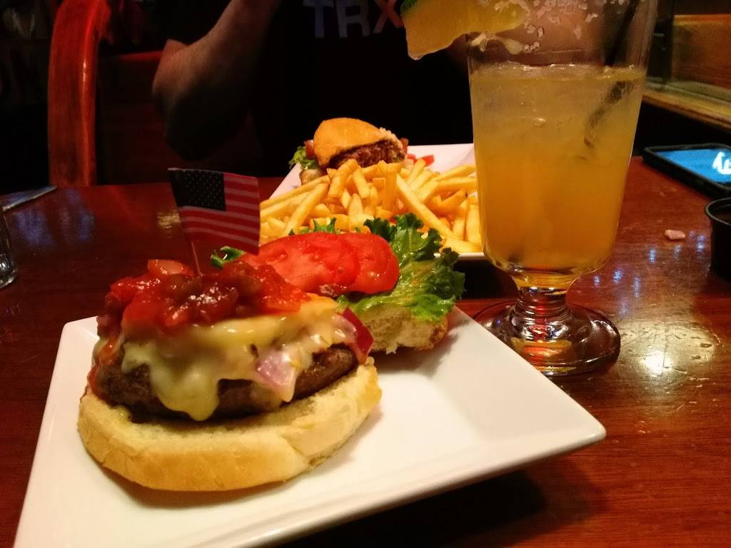 Packards | restaurant | 14 Masonic St, Northampton, MA 01060, USA | 4135845957 OR +1 413-584-5957