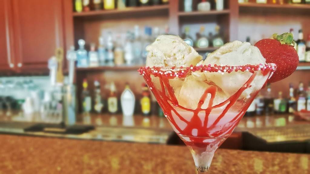 Sapphires Restaurant & Lounge at DoubleTree by Hilton Hotel Jeff | restaurant | 422 Monroe Street - Penthouse Level, Jefferson City, MO 65101, USA | 5736324144 OR +1 573-632-4144