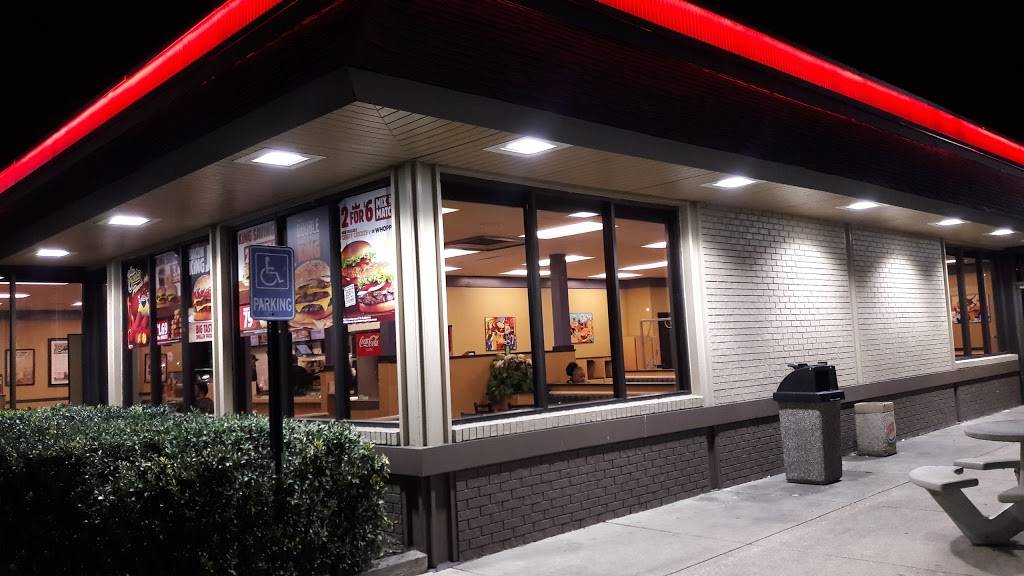 Burger King | restaurant | 3933 Bladensburg Rd, Brentwood, MD 20722, USA | 3017796022 OR +1 301-779-6022