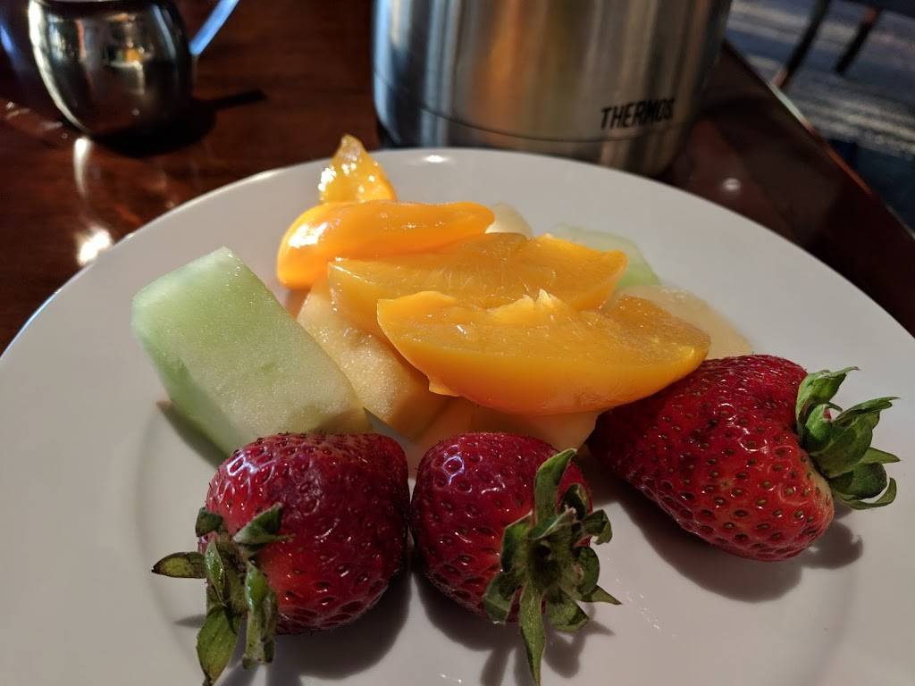 The Oak Tavern | restaurant | 2500 Legends Cir, Prattville, AL 36066, USA | 3342902124 OR +1 334-290-2124