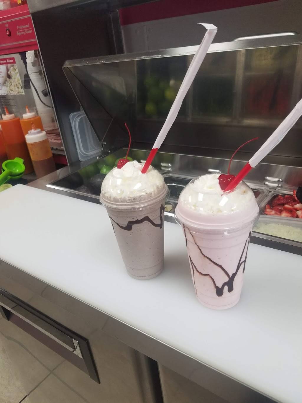 La Michoacana | restaurant | 311 63rd St, Westmont, IL 60559, USA | 3319036191 OR +1 331-903-6191