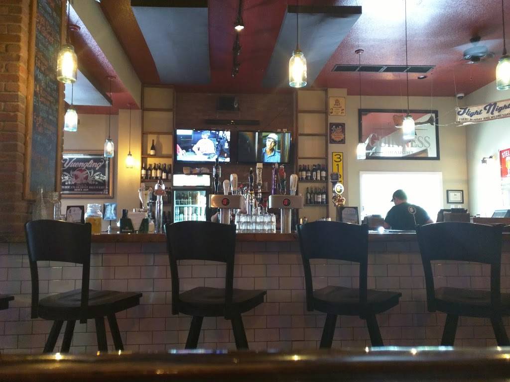 5th Street Pub | restaurant | 105 W 5th St, Perrysburg, OH 43551, USA | 4199319933 OR +1 419-931-9933