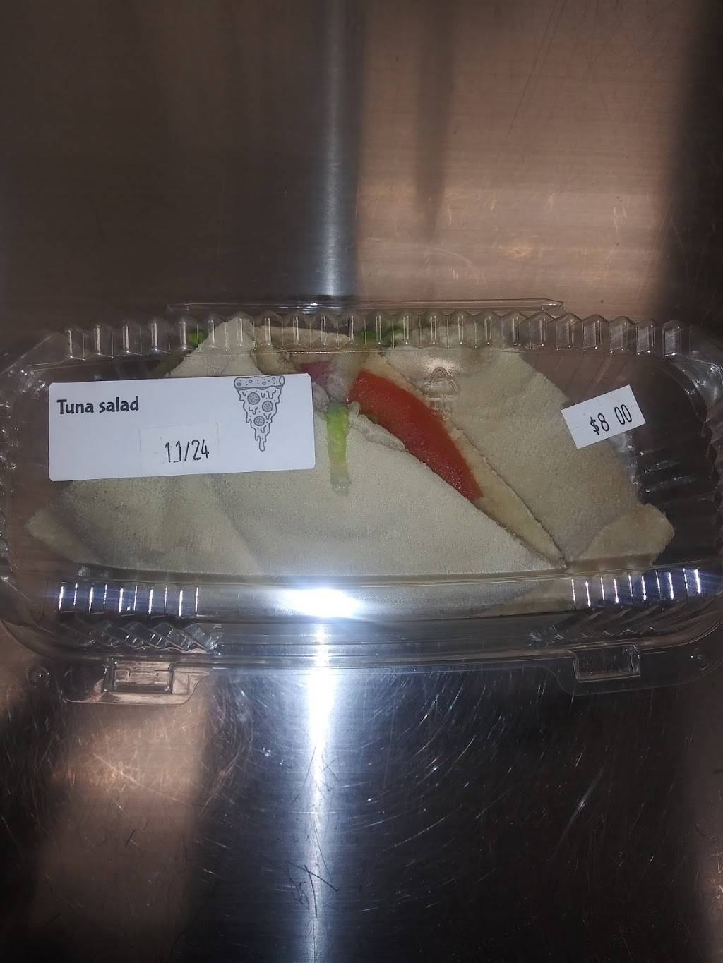 Ginos Trattoria | restaurant | 419 Baker St, West Roxbury, MA 02132, USA | 6173232127 OR +1 617-323-2127