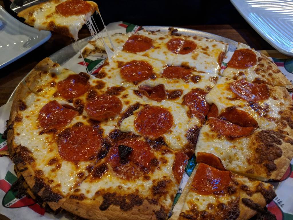 Paninis Bar and Grill | restaurant | 3973 Van Dyke Rd, Lutz, FL 33558, USA | 8139623479 OR +1 813-962-3479