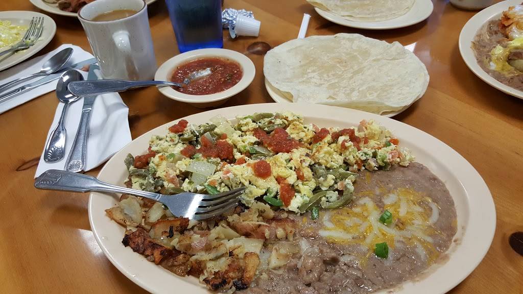 Patsys Country Kitchen | restaurant | 1221 N State St, San Jacinto, CA 92583, USA | 9514876171 OR +1 951-487-6171