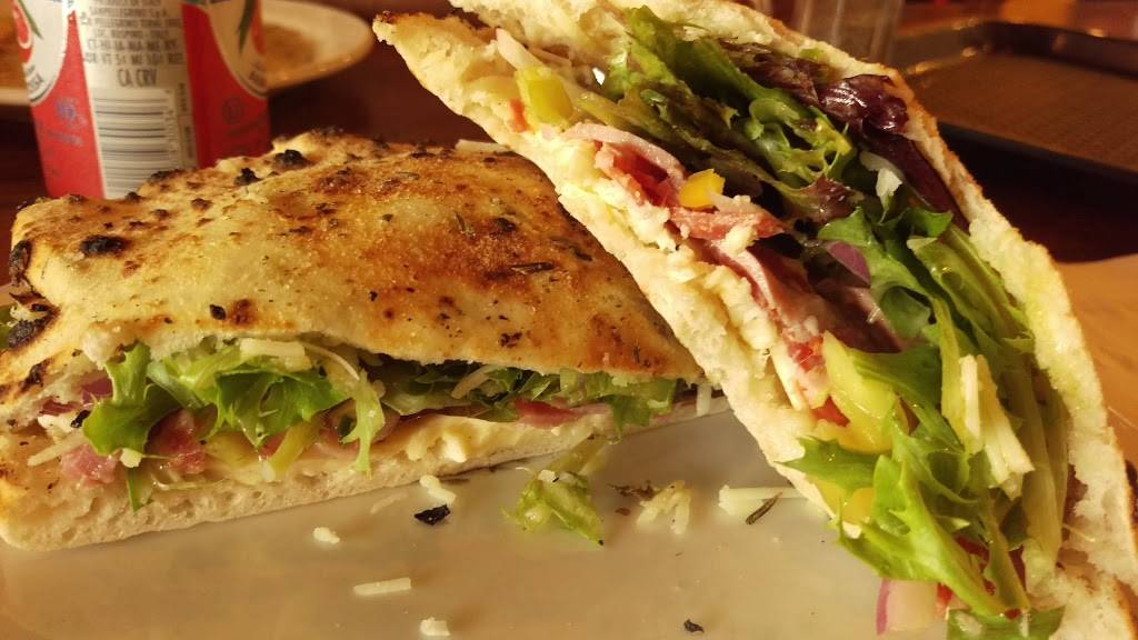 Brick Pizzeria Napoletana | restaurant | 213 Huttleston Ave, Fairhaven, MA 02719, USA | 7742022787 OR +1 774-202-2787