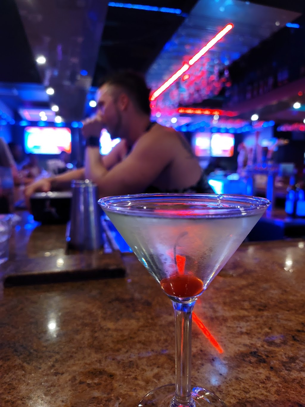 Georgies Alibi Monkey Bar | cafe | 2266 Wilton Dr, Wilton Manors, FL 33305, USA | 9545652526 OR +1 954-565-2526