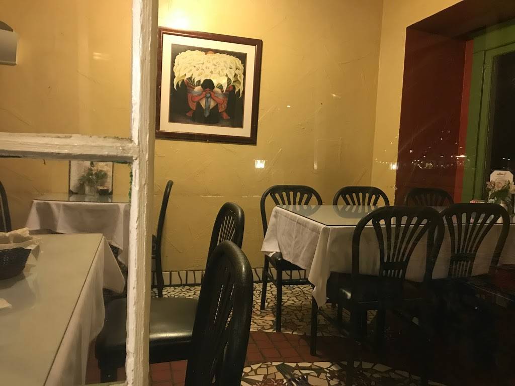 El Jardin | restaurant | 409 E Olive Ave, Turlock, CA 95380, USA | 2096320932 OR +1 209-632-0932