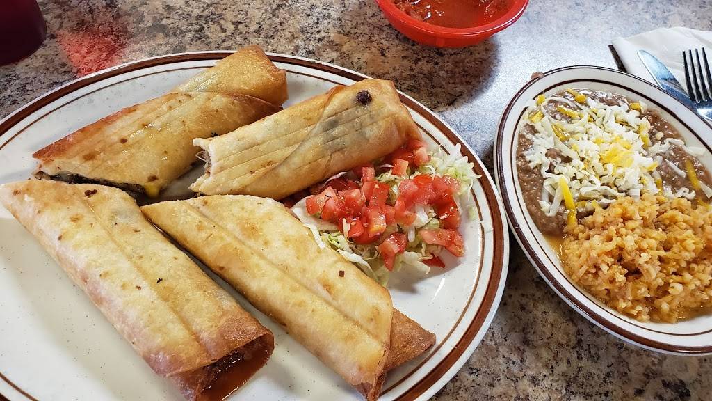 La Hacienda Mexican Restaurant | restaurant | 6002 State St, Kingston, MI 48741, USA | 9896832944 OR +1 989-683-2944